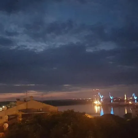 Bellevue Apartman Póla